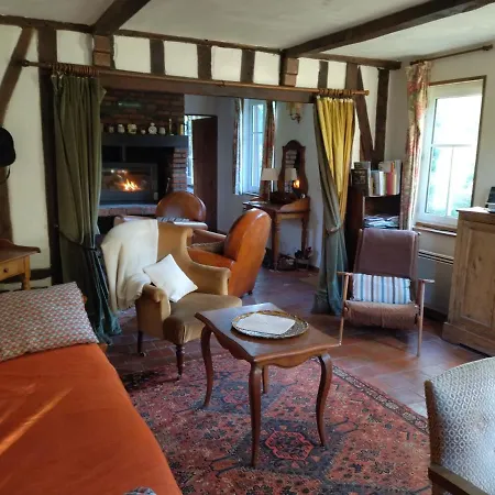 Chaumiere Au Calme Pres D'honfleur *